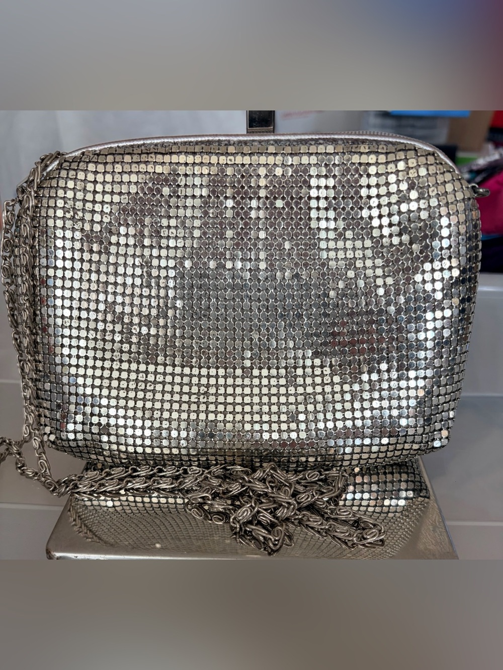 VINTAGE Whiting and Davis Silver Sequin Mesh Crossbody Bag with Chain Strap